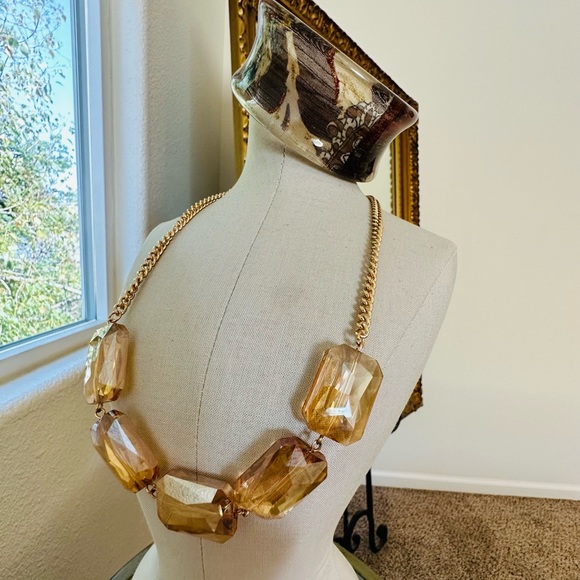 Wide Bracelet & Crystal Necklace Set - Picture 10 of 16